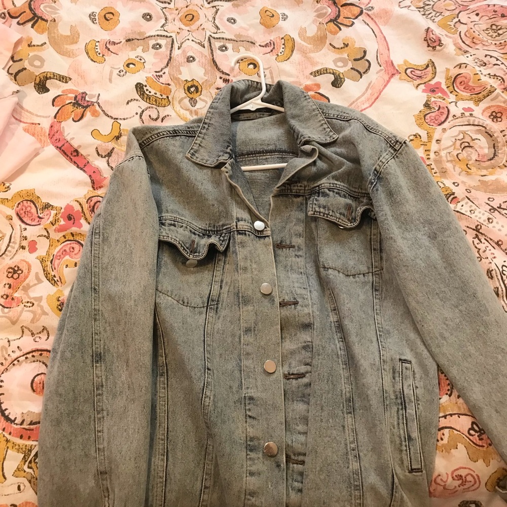 Slightly acid wash jean jacket